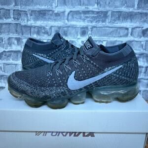 Nike Air Vapormax Flyknit Dark Grey Black Wolf Grey Womens Size 7.5 849557-002